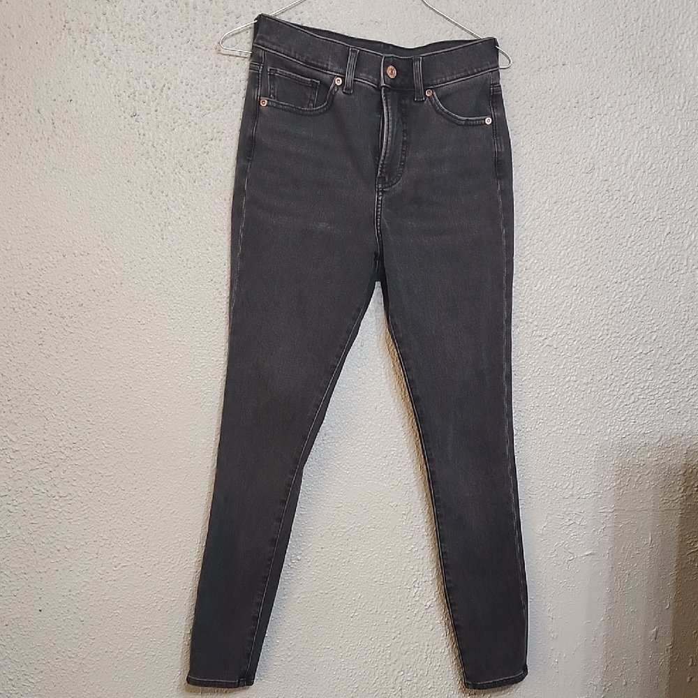 Express Women's Black Fade Wash Skinny Jeans